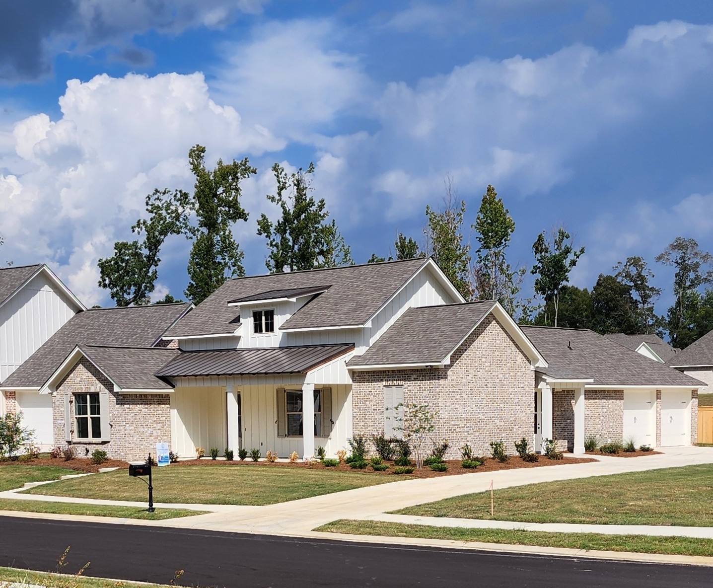 Garner Drake Residential Moonlight II built in Collier Crossing, Brandon, MS by Mallard Homes